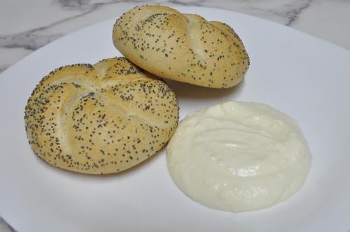 Pomazánka sýrová s česnekem – Snadné recept z Česko kuchyně, hotový za Do 30 minut